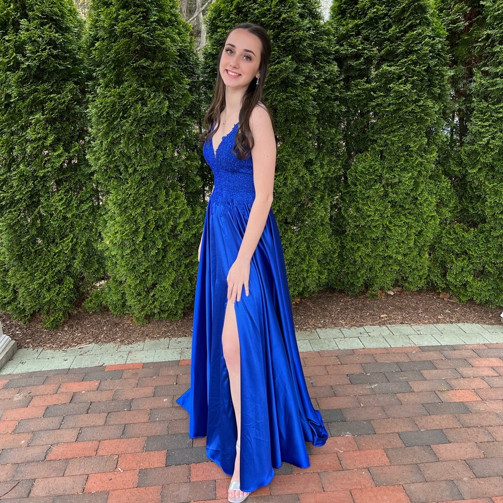 Faviana prom dress